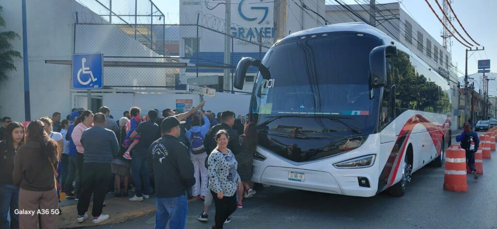 autobus con wc 45 pasajeros en cdmx
